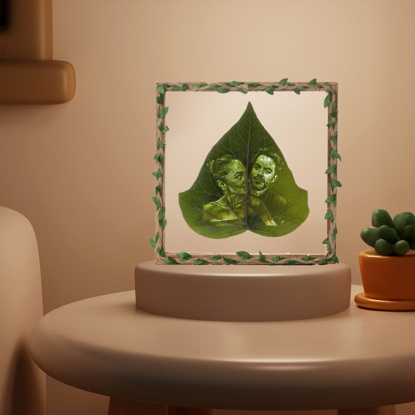 GreenArt 20x20cm Özel Süslü Çıta Çerçevede Kişiye Özel Yaprak Üzerine İşleme